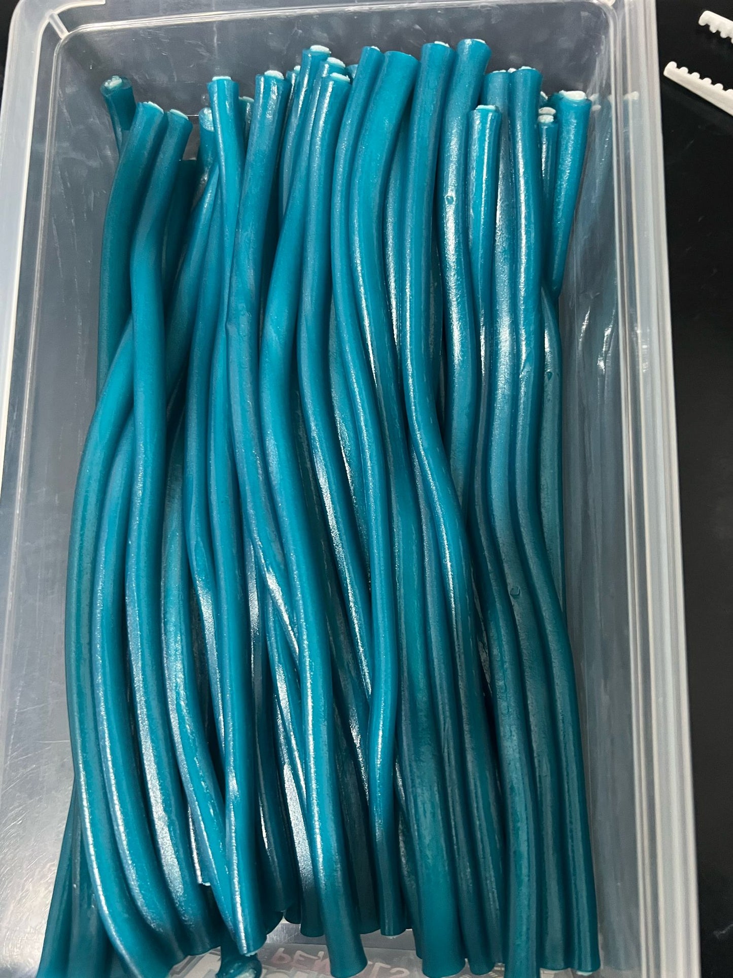 Kasmira Jelly Straws – 100% Halal Fruit-Flavored Jelly Sweets